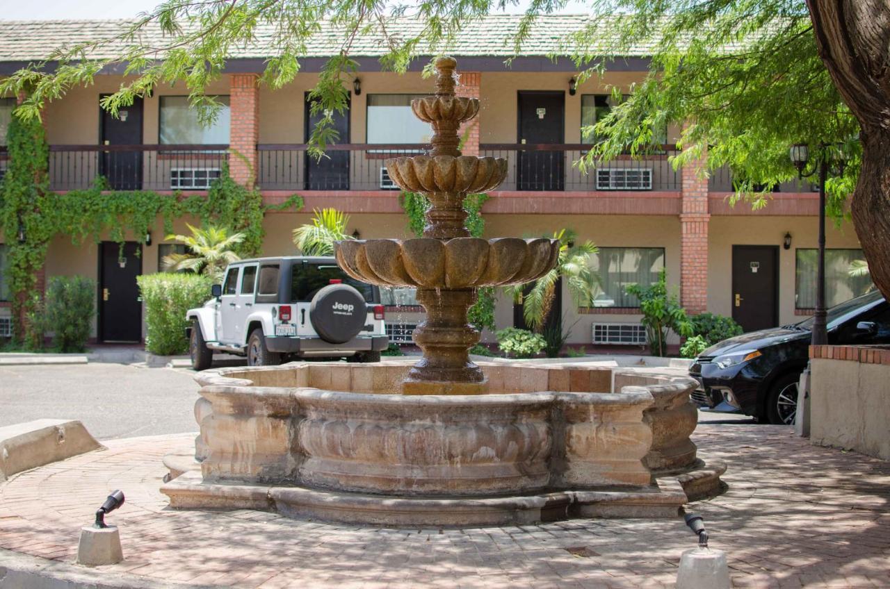 Hotel Siesta Real Mexicali Esterno foto